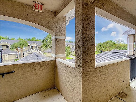 4th image of 9441 Myrtle Creek Ln APT 212