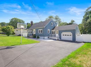 38 Butternut Ln, Methuen, MA 01844