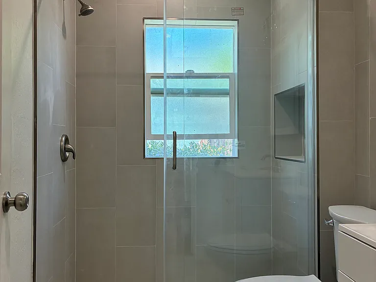 877 Villa Ave — Photo 12