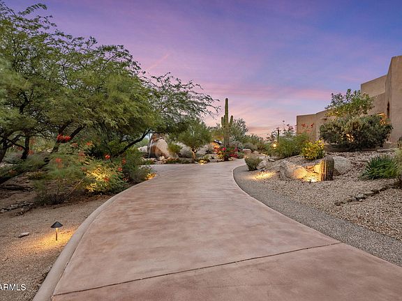 5th image of 8400 E DIXILETA Drive #147