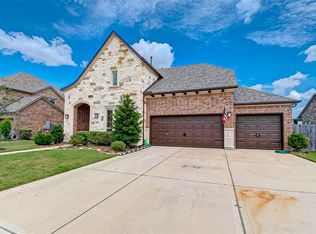 1907 Opal Field Ln, Rosenberg, TX 77469