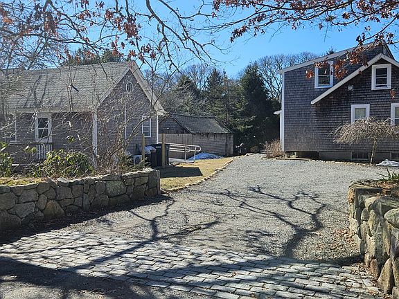 2nd image of 15 Goah Way