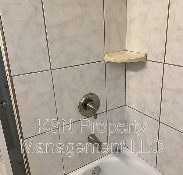1509 Ott St — Photo 8
