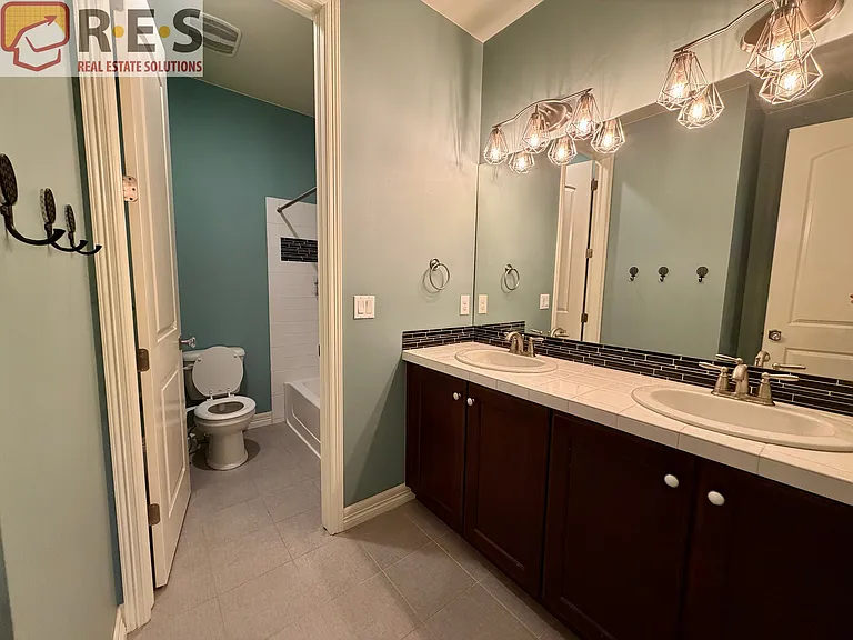 11724 Spotted St — Photo 12