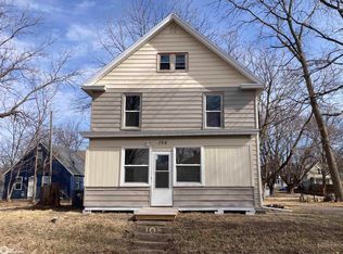 104 S Leebrick St, Burlington, IA