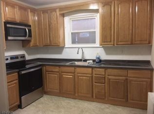 520 E 2nd Ave, Roselle, NJ 07203