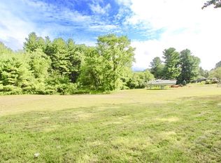 203 Center St, Groveland, MA 01834