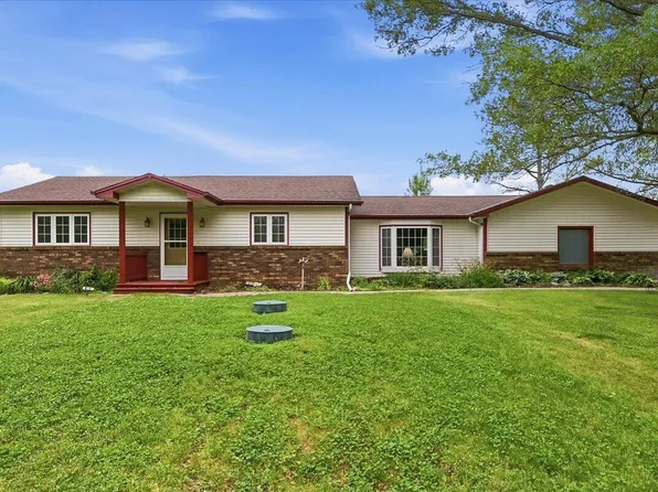 52397 350th St, Henderson, IA 51541