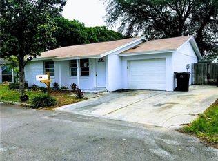 8907 High Ridge Ct, Tampa, FL 33634