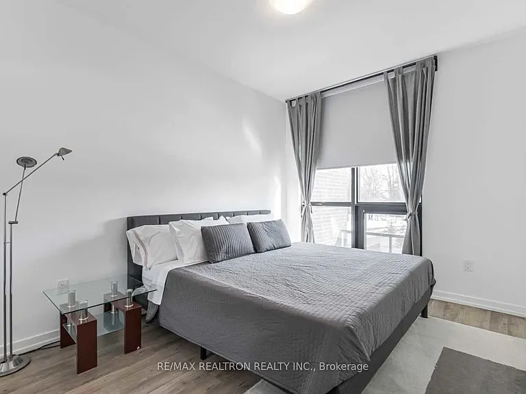3553 Riva Ave — Photo 28