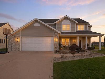 910 Honey Willow Blvd, Huntertown, IN, 46748
