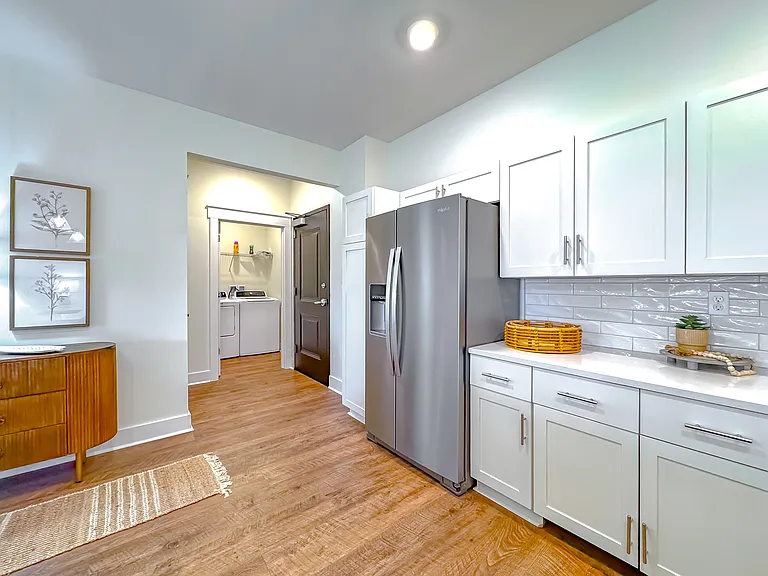 223 N Donalson St #25 — Photo 6