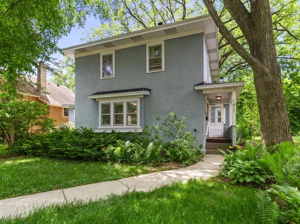 1411 Chelmsford St, Saint Paul, MN 55108