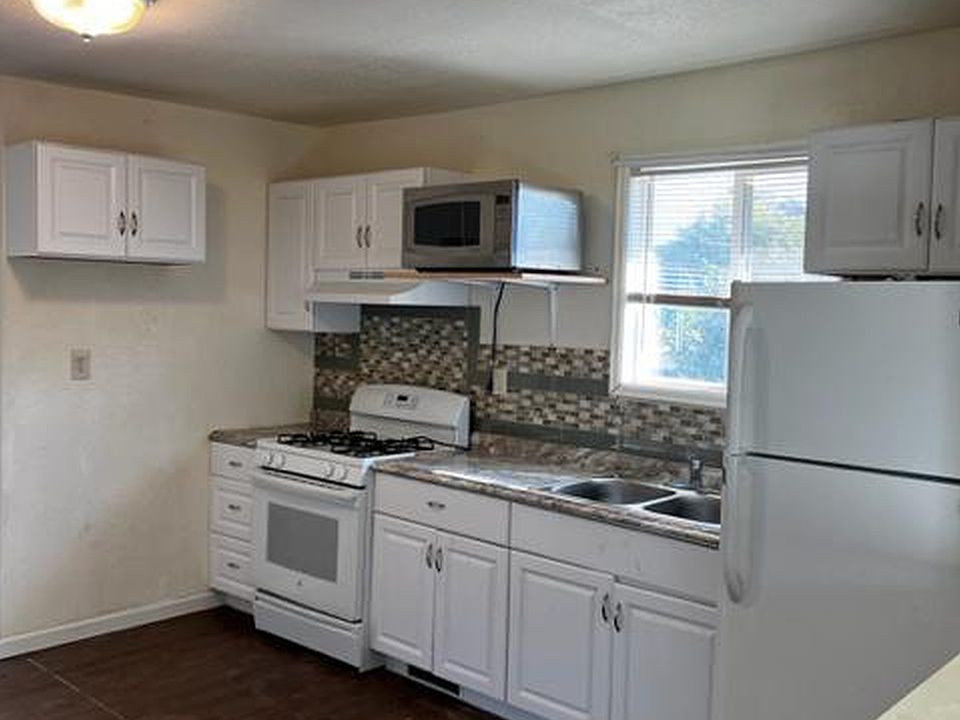 232 W Grant St, Haxtun, CO 80731 Zillow