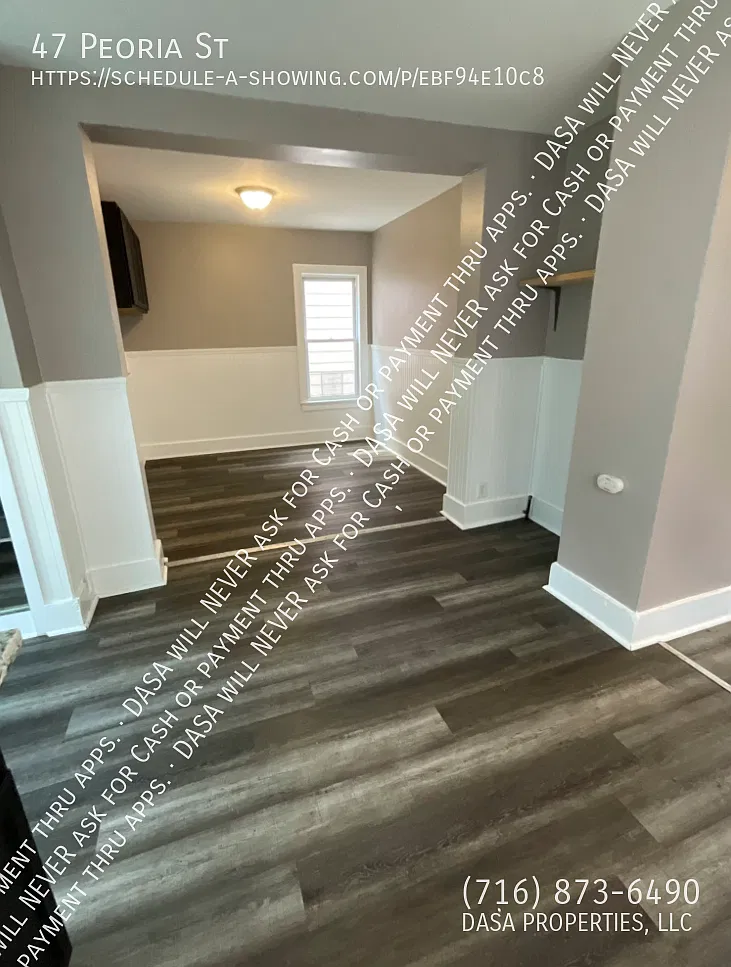 47 Peoria - 5 Bed / 2 Bath — Photo 2