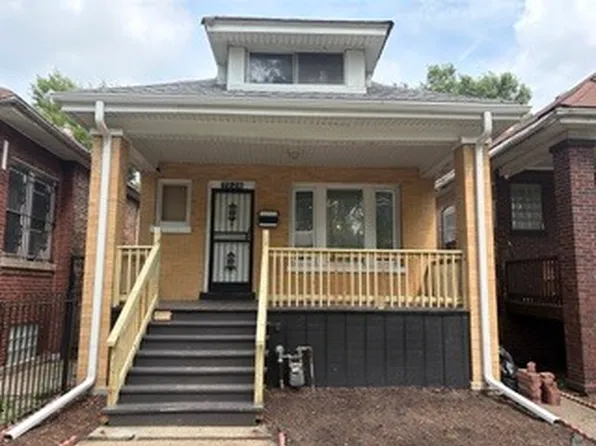 7229 S East End Ave, Chicago, IL 60649