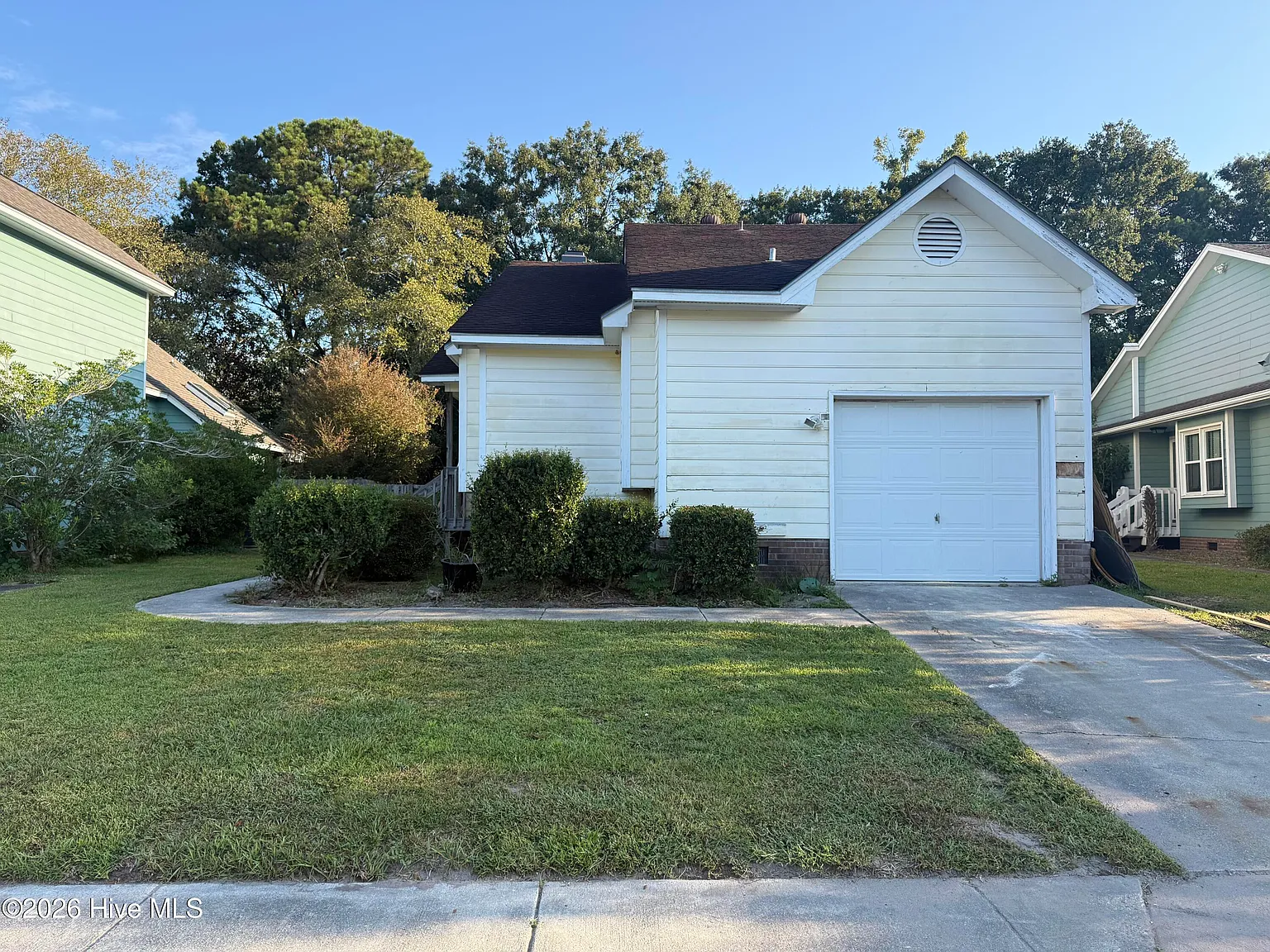 3 bed, 2.0 bath, $2,750 — Photo 1