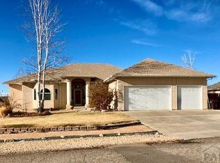 393 W Archer Dr, Pueblo West, CO 81007