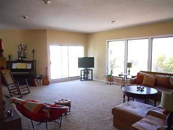 4th image of 100 Desert Garden Dr