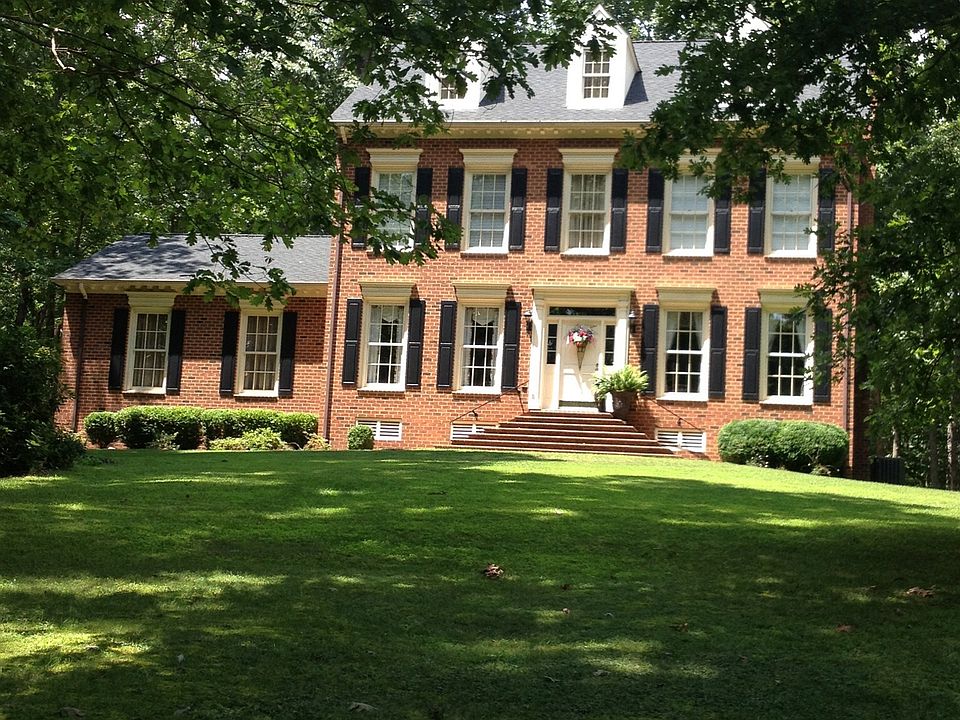 1st image of 7104 Bloomsbury Ln
