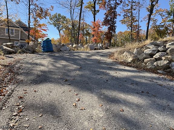 5th image of 5 Bristol Ridge Rd
