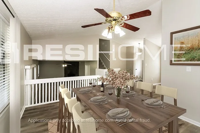 3 bed, 2.0 bath, 1500 sqft, $1,820 — Photo 4