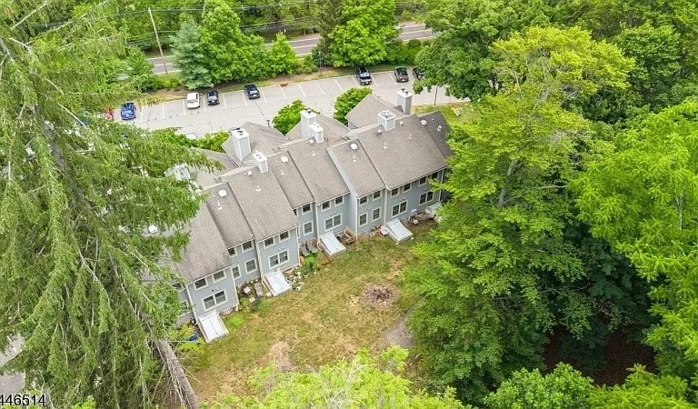 40 Loantaka Way #F — Photo 22