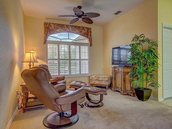 4th image of 24300 Keldholme Ct