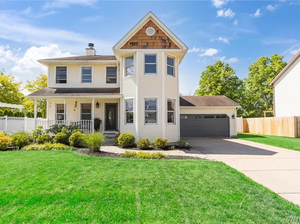 62 Pleasant Trl, Grand Island, NY 14072