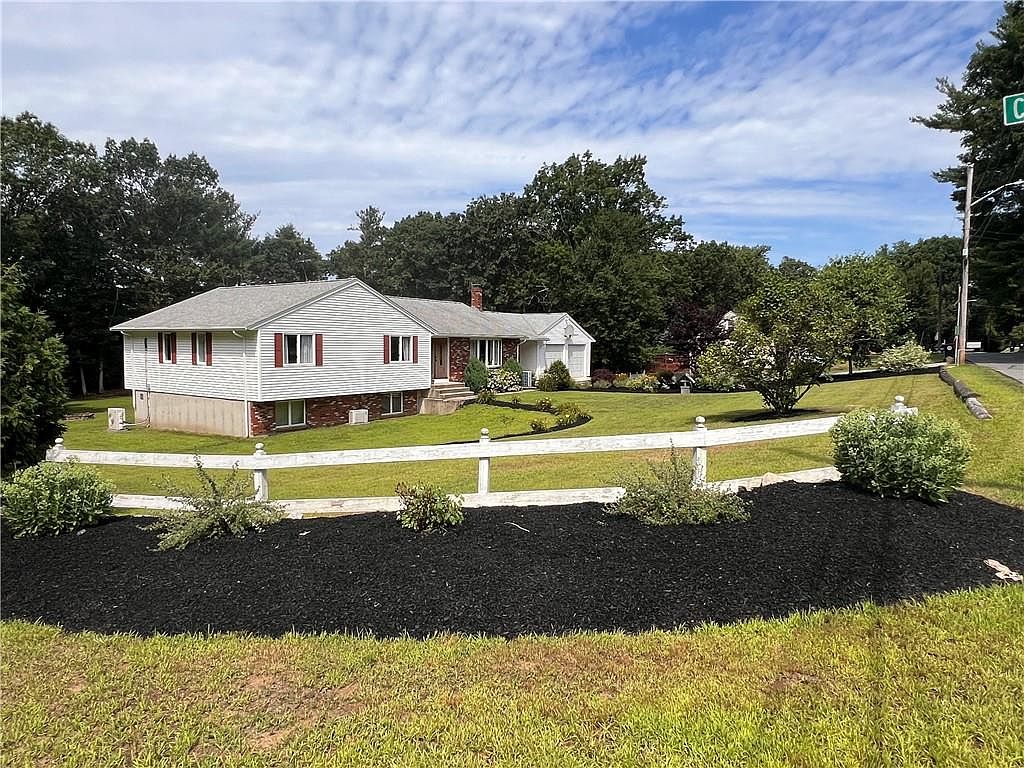 327 Black Plain Rd, North Smithfield, RI 02896 Zillow