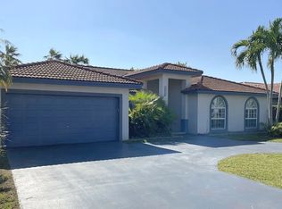 15422 SW 138th Ter, Miami, FL 33196