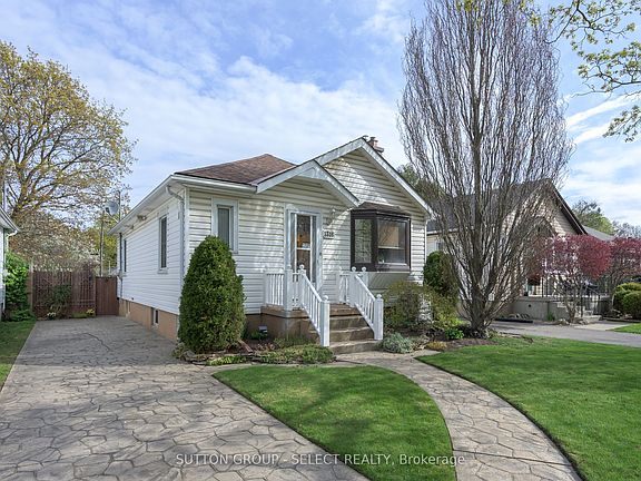 3rd image of 1316 Langmuir Ave