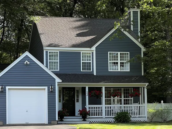 12 Blueberry Ln, Hudson, MA 01749