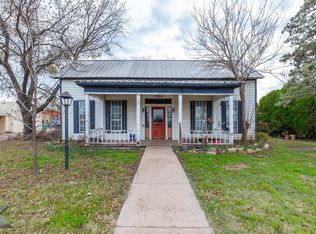 141 W 3rd St, Baird, TX 79504