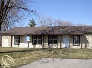 1035 Vermont Ave, Troy, MI 48083