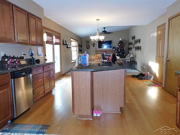 5th image of 5907 Dewhirst Dr