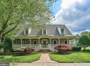 205 Prescott Cir SE, Vienna, VA 22180