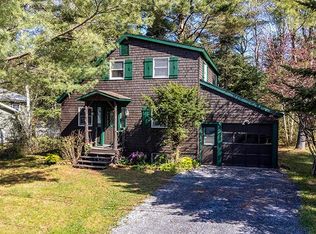 36 Cherry Ln, Lake placid, NY 12946