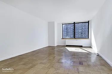 Rented by Luxury Habitat