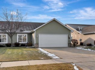 1811 E 105th Pl, Crown Point, IN 46307
