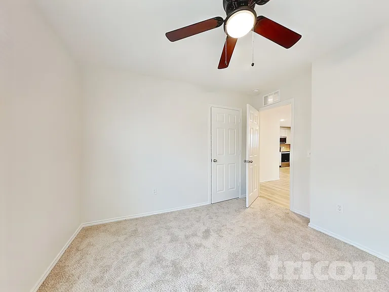 1125 Waggoner Dr — Photo 14