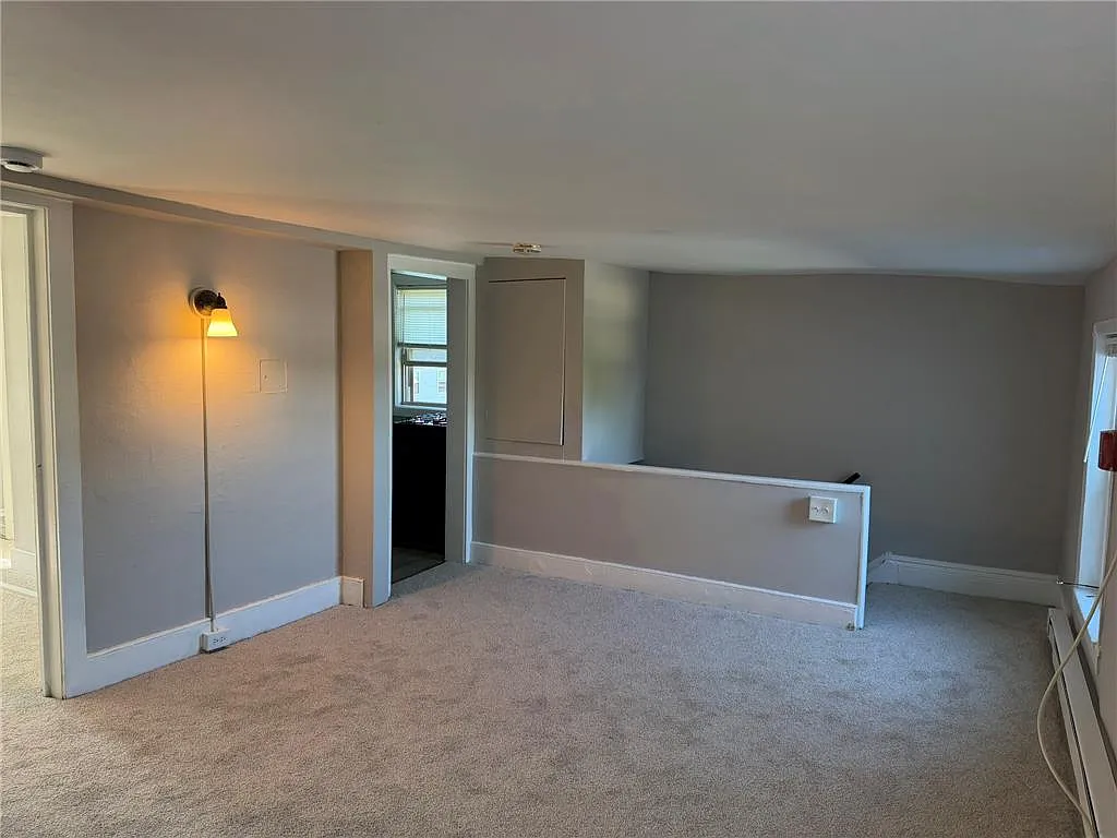 1 bed, 1.0 bath, 523 sqft, $995 — Photo 3