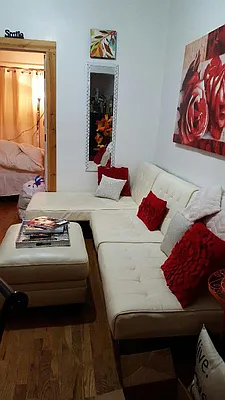 Rented by Bond New York | media 31