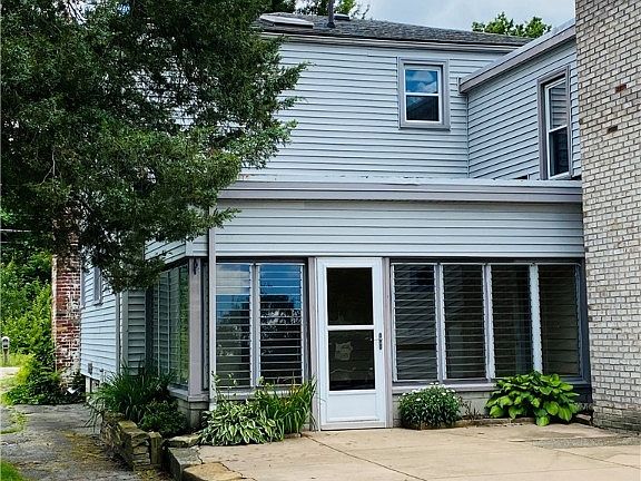 3rd image of 3905 Dobbins Rd