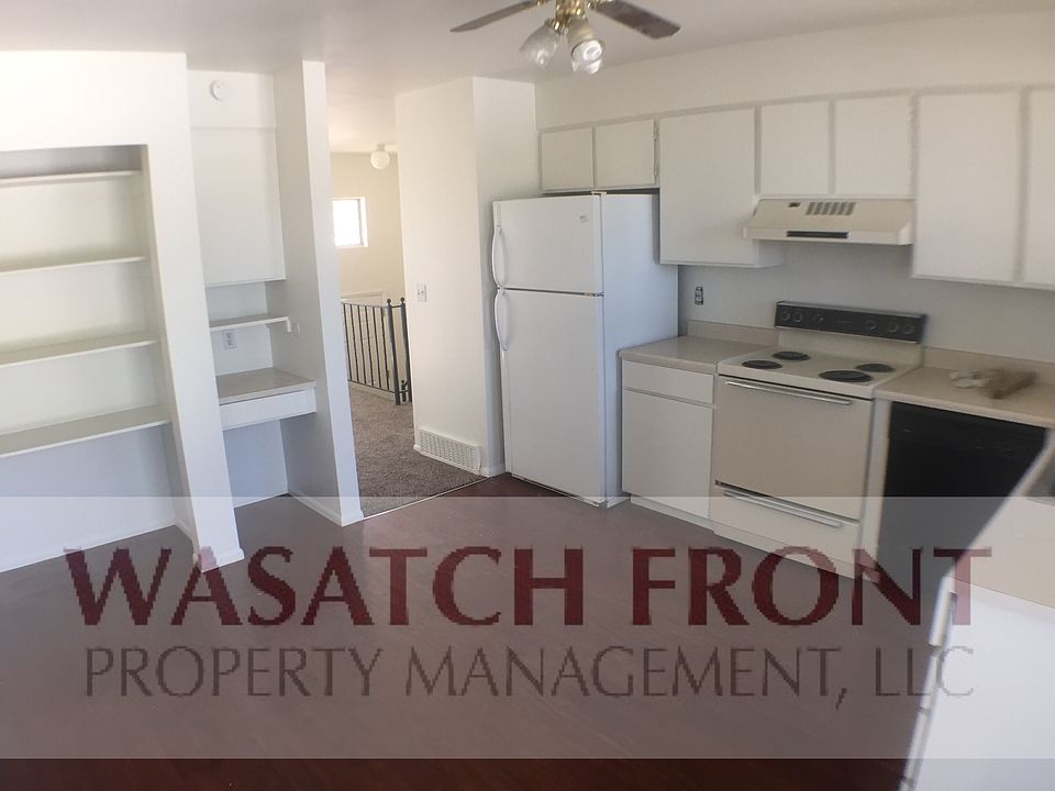 1st image of 2214 W Bonniebrook Dr APT B