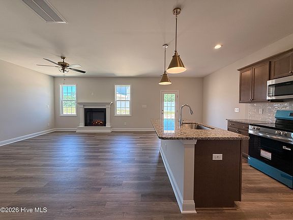 5th image of 260 Laborde Lane