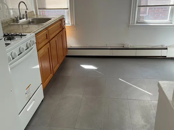 32-52 84th Street image 1 of 5