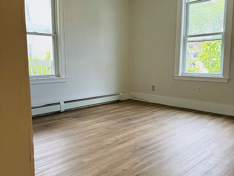 270 Washington St #1R — Photo 9