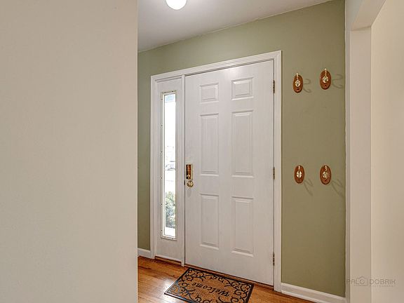 3rd image of 39556 N Bishop Ct