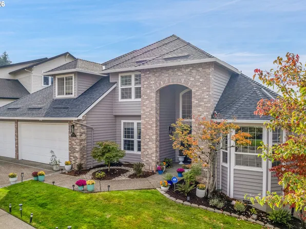 10072 SE Wyndham Way, Happy Valley, OR 97086